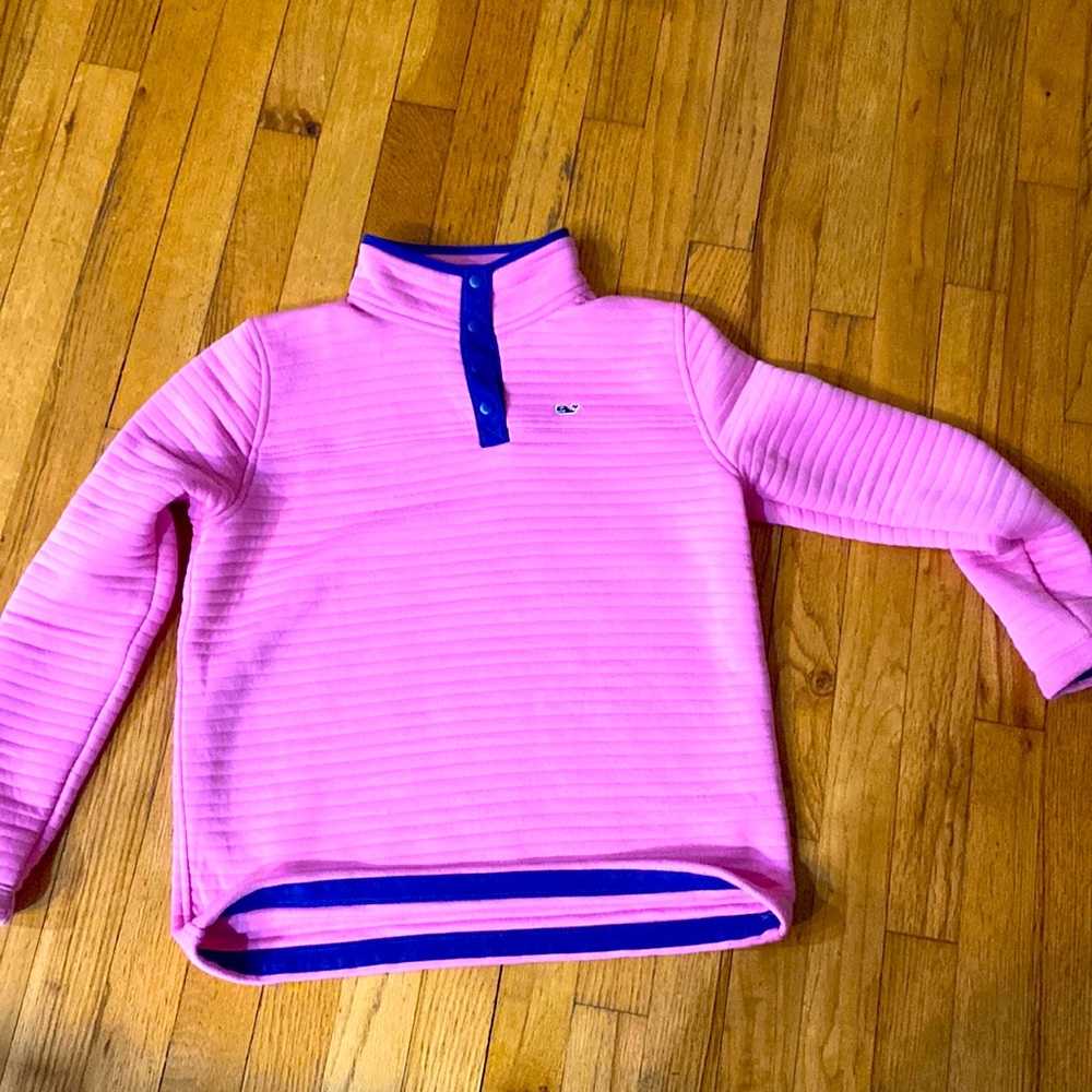 Girls size L beautiful fleece pullover never worn no tags